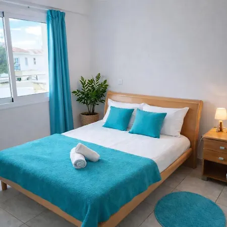 2 People Sea View Garden Pool Apartamento *