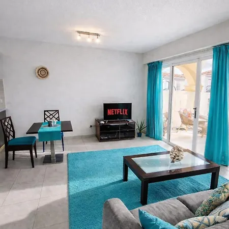 2 People Sea View Garden Pool