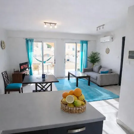 2 People Sea View Garden Pool Apartmán *