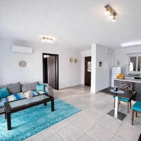 2 People Sea View Garden Pool Apartment Tremithousa